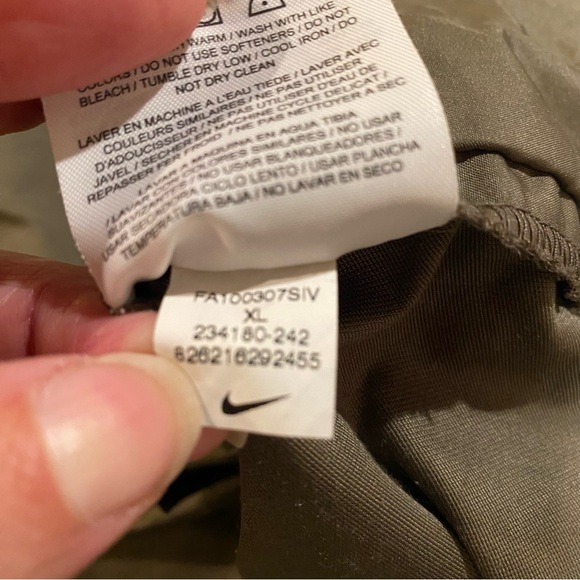 Nike Golf Jacket Men’s XL Green Gray Pullover VNeck Windbreaker - Picture 4 of 7